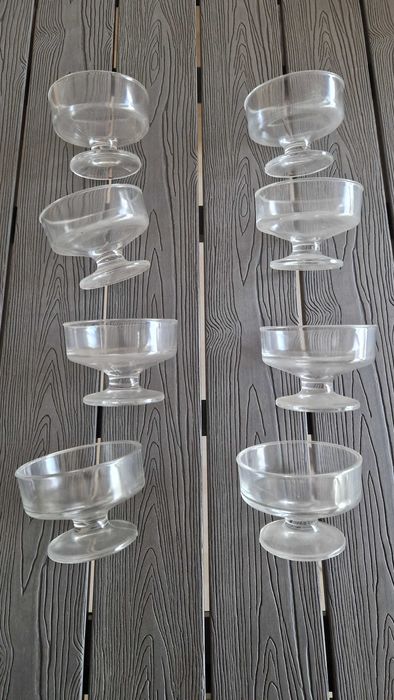 Conjunto 8 taças de vidro