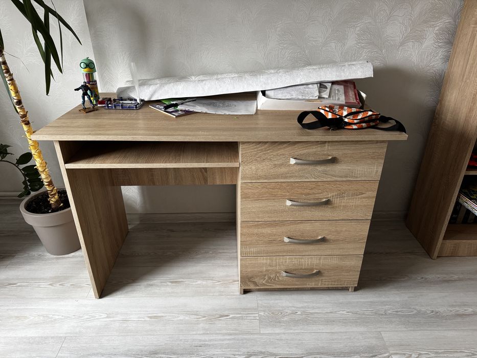 Новий Стіл письмовий