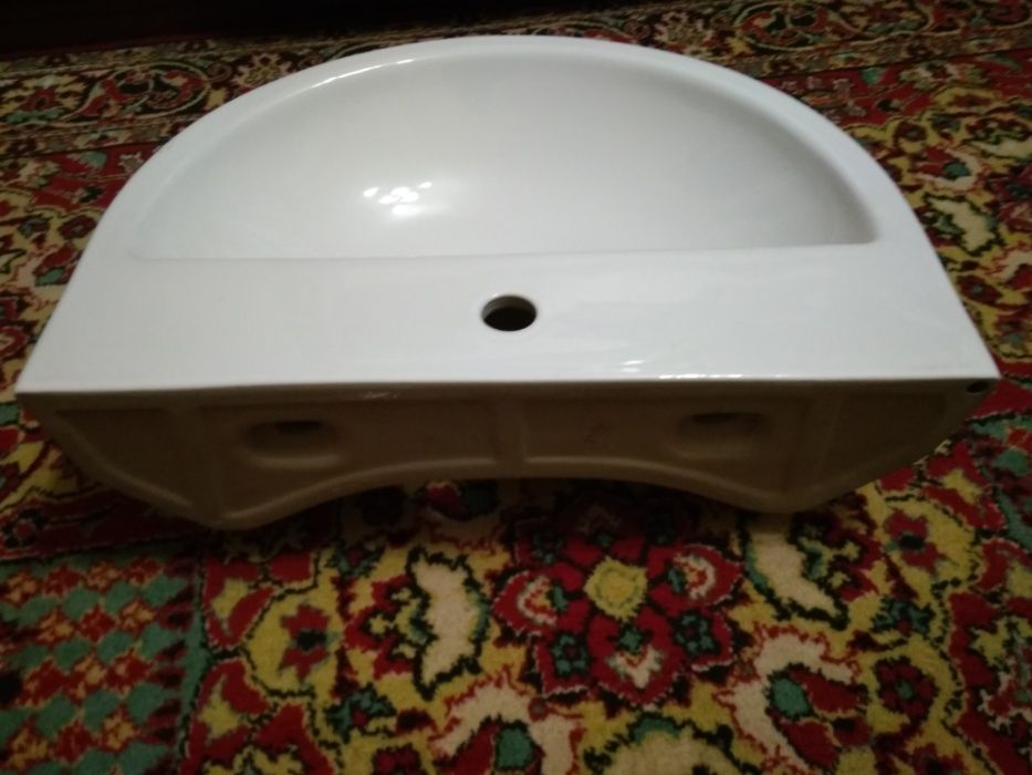 Умывальник Primera. Италия.