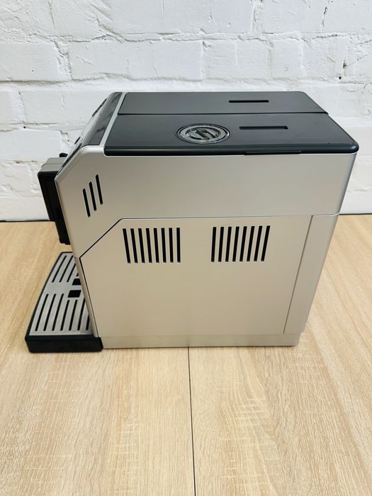 Кавомашина Saeco HD8761