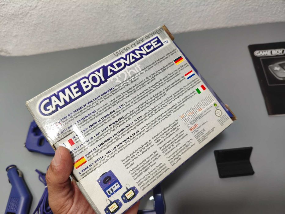 Gameboy Advance em Caixa