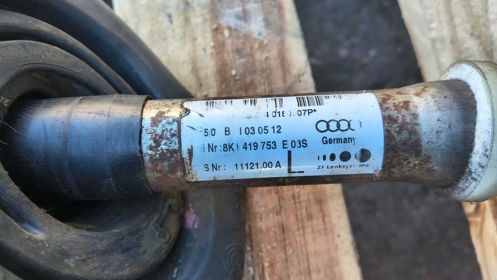 KRZYŻAK KOLUMNY KIEROWNICZEJ AUDI A4 B8 A5 8T 8K1419753E