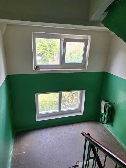 Продається 2 кімнатна квартира на Ремзаводі.