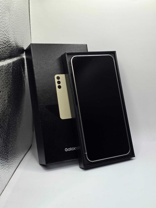 Samsung Galaxy S24 8/128/256/Вітринний /Гарантія