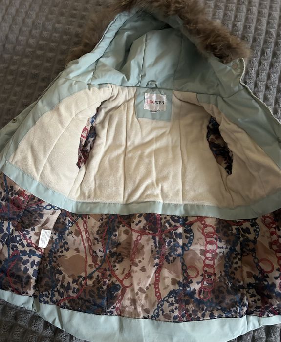 Зимова дитяча куртка