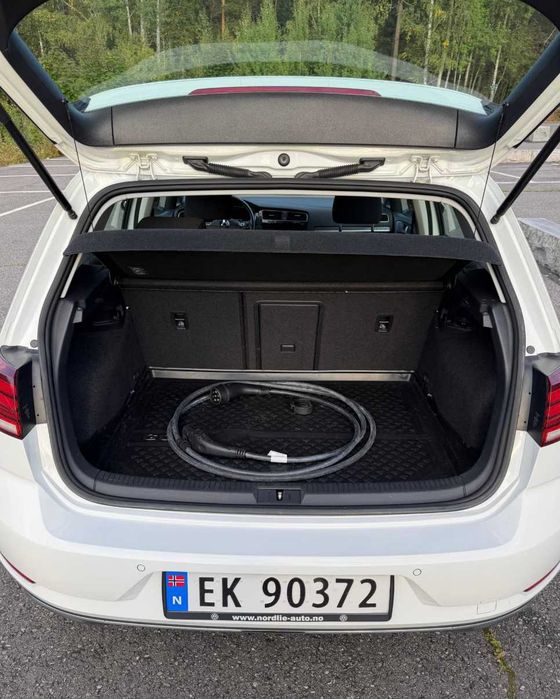 Volkswagen e-Golf 36кВт, 2018 рік, рідний пробіг