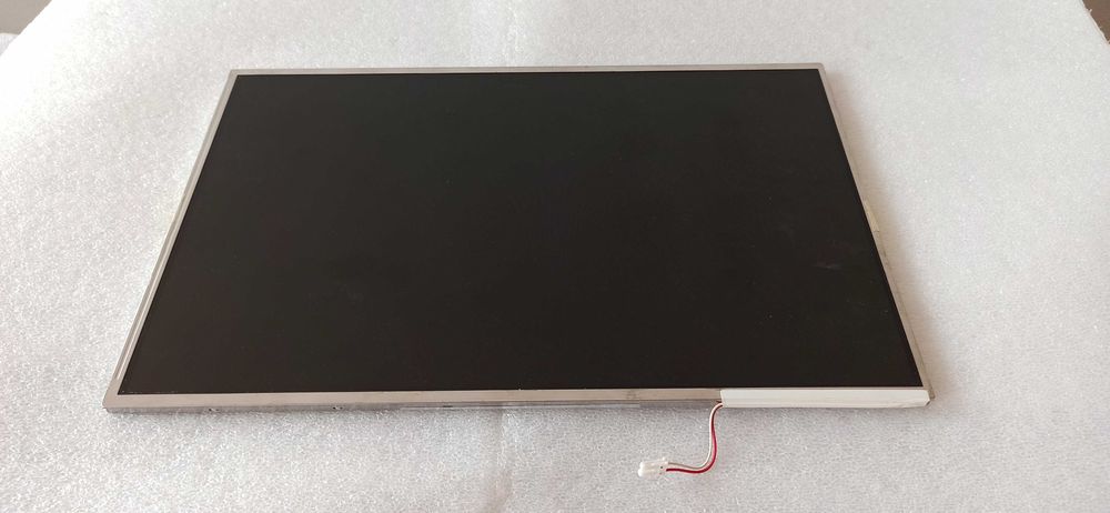 Ecrã LCD Samsung 15.4 WXGA - 1280x800