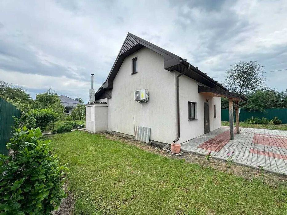 Продається Особняк в садовому товаристві з ділянкою 9 сотих вул. Івасюка