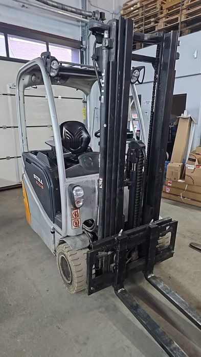 Wózek widłowy elektryczny still RX20-18, maszt triplex 4700 mm