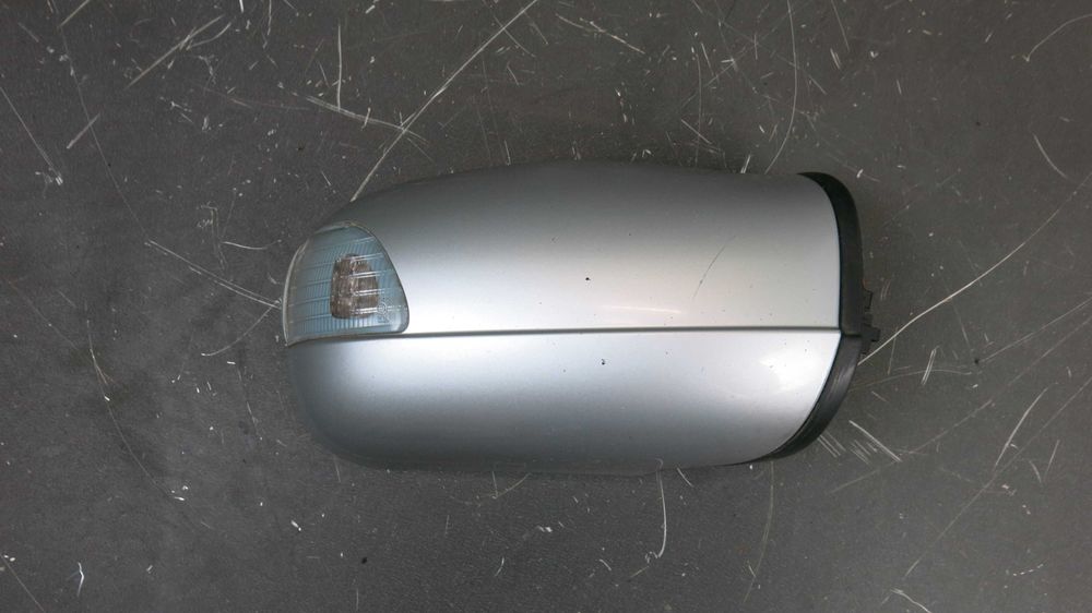 Mercedes W210 E-klasa lusterko prawe EU