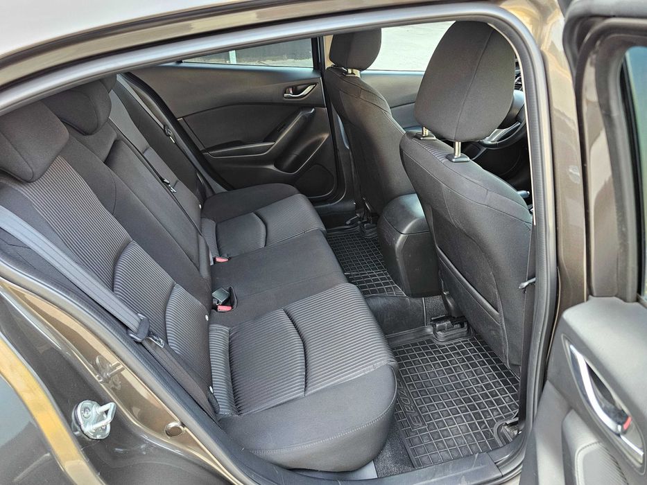 Mazda 3 2013 93 т.км 1.5 автомат - офіційне авто в гарному стані