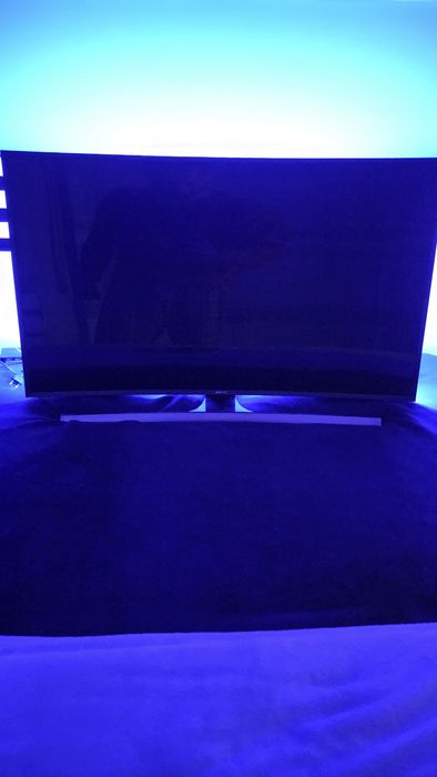 Vendo smart TV samsung curvada de 49" com 3D e 4K (topo de gamma em 20