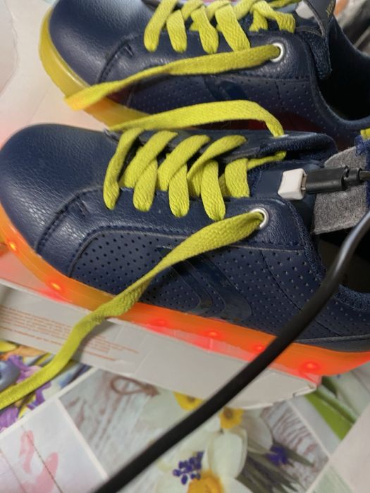 Кросівки дитячі Geox