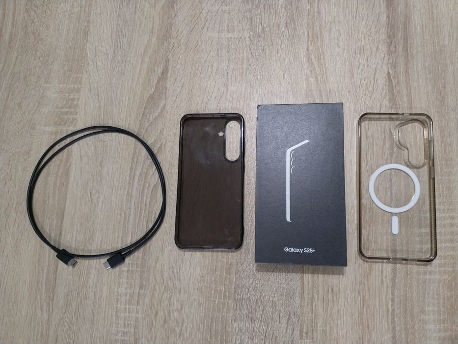 Samsung S25 + plus  512GB garantia