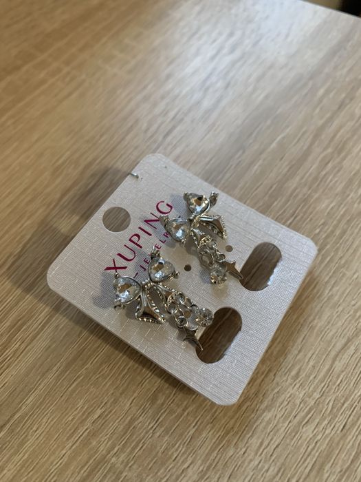 сережки бантики