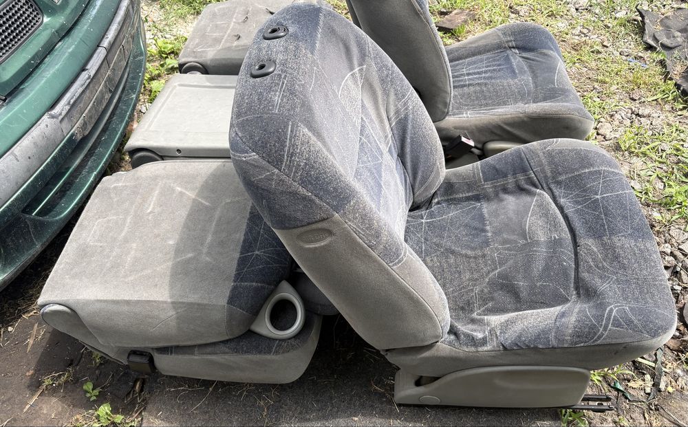 Комплект сидінь Renault Scenic