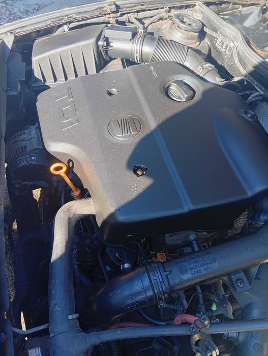 Vende-se Seat Ibiza TDI, comercial de 1997 ( para peças ou projecto de restauro,motor em boas condições) foto 3