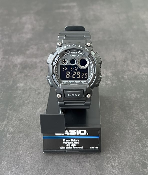 Годинник наручний Casio W-735H-1B новий оригінал вібробудильник