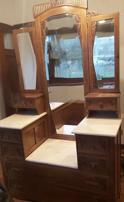 Cómoda Vintage de Quarto com espelhos