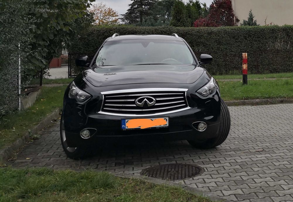 Samochód do ślubu infiniti QX70S 415KM 5.0V8