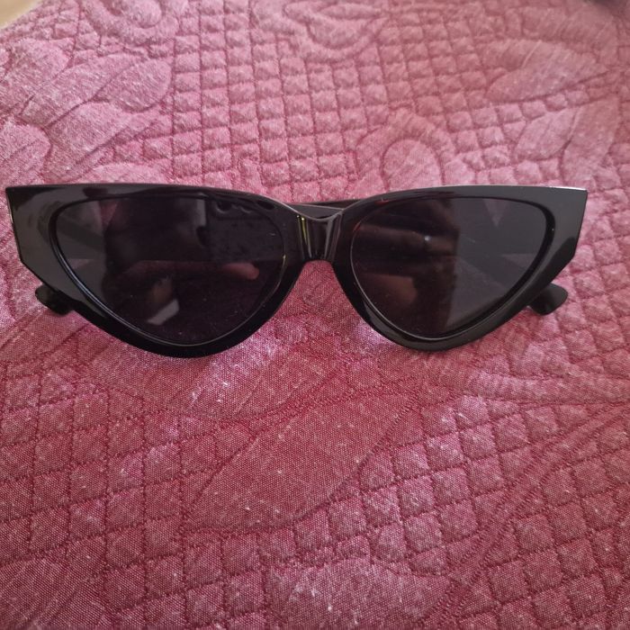 Óculos novos sem marca