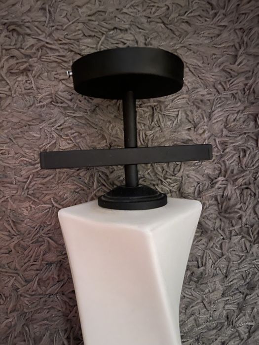 Люстра  потолочная