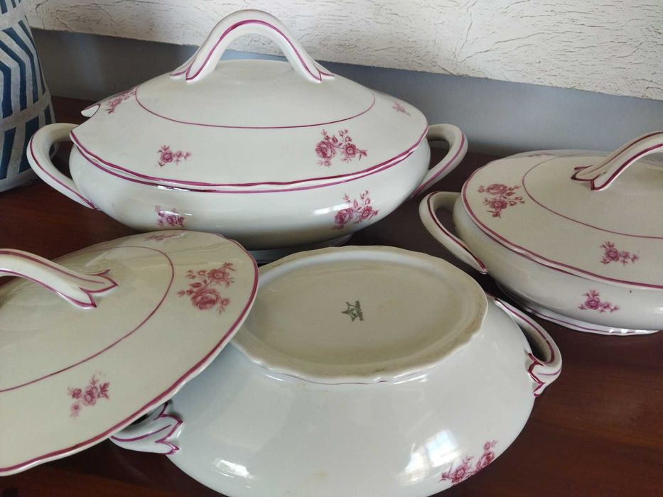 3 terrinas de porcelana Artibus década de 50.