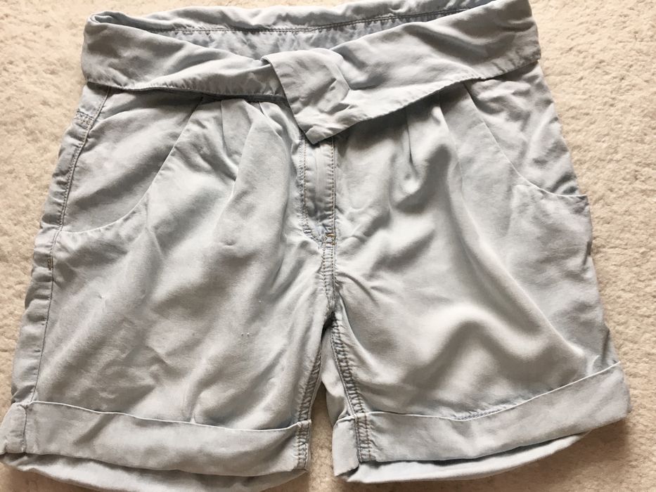 Krótkie spodenki szorty baby blue Mango 36