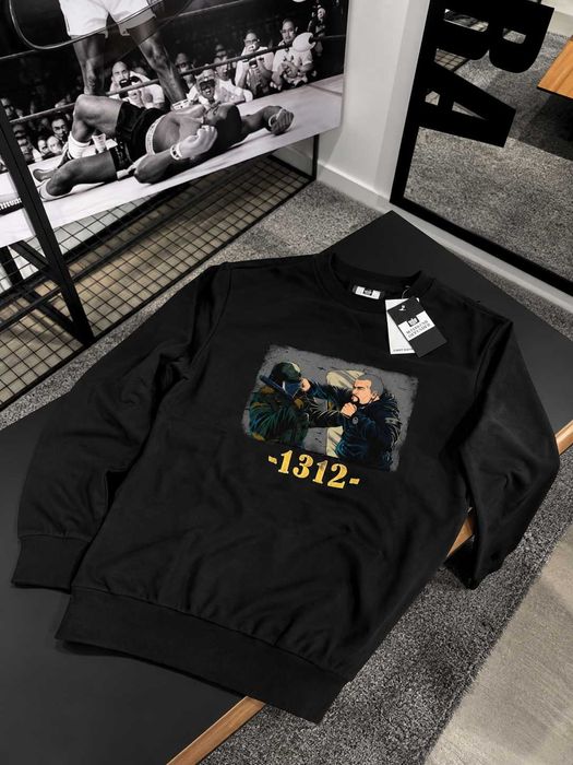 Черный Свитшот WEEKEND OFFENDER Bissel Graphic (XS S M L XL)