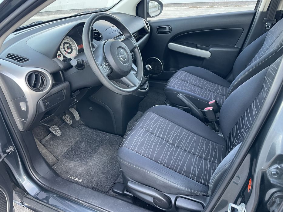 Mazda 2 1.3 MZR Estado Irrepreensível