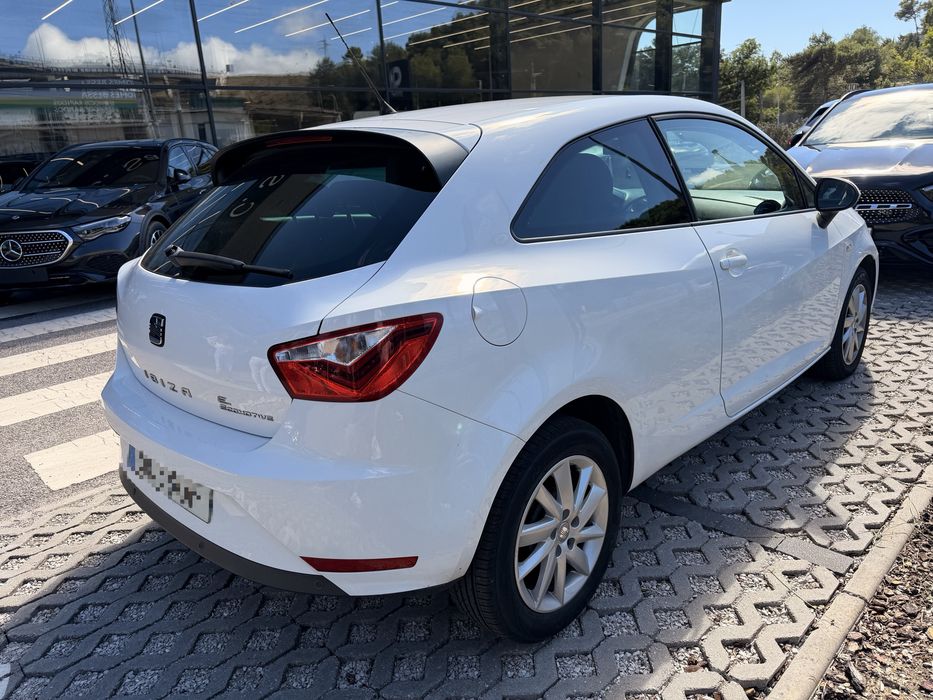 SEAT Ibiza 6J 1.2 TDI 75cv Diesel | 2012 | 200.301 km foto 4