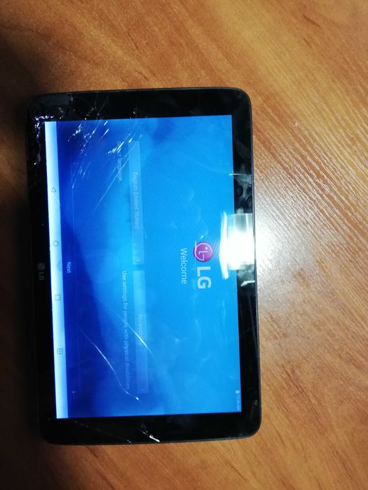 LG G Pad 10.1 V700 / Планшет / о цене договоримся /