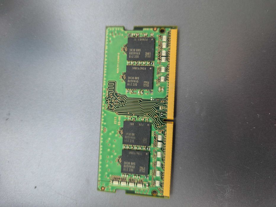 memória PC4 samsung de 16gb modelo M471A2G43BB2-CWE