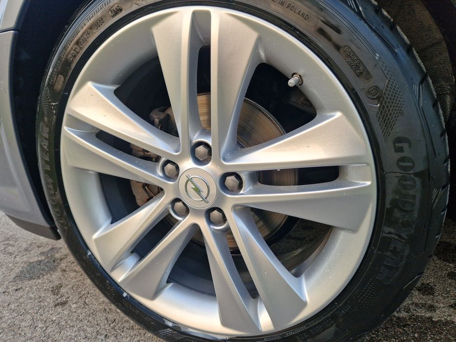 Opel Signum 1.9 CDTI 150KM CosmoPlus