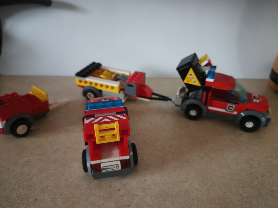 Klocki LEGO. Straż pożarna. Pojazdy dodatkowe