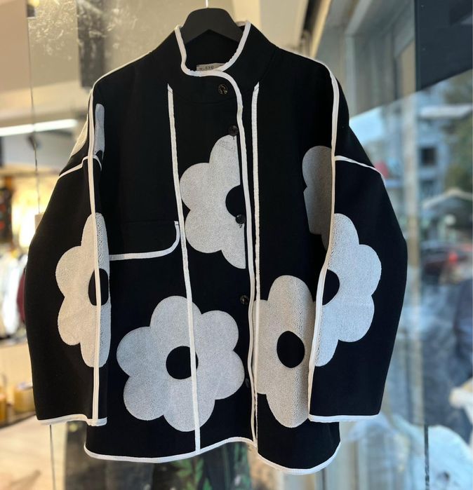 Стильні жіночі кашемірові вишиті жакети піджаки