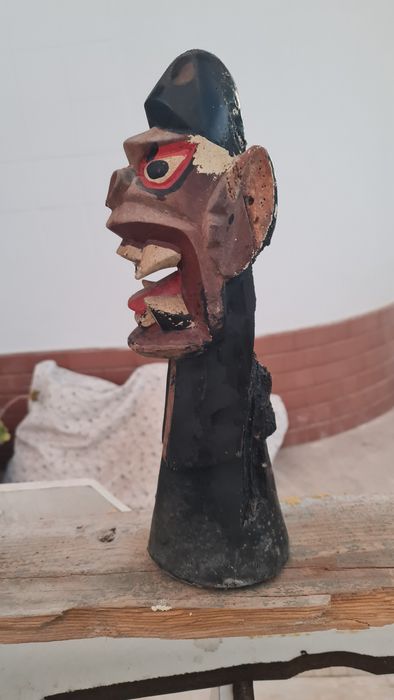 Arte africana pau santo