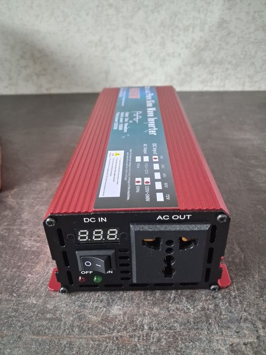 Продам инвертор 3000w  с 12 на 220в