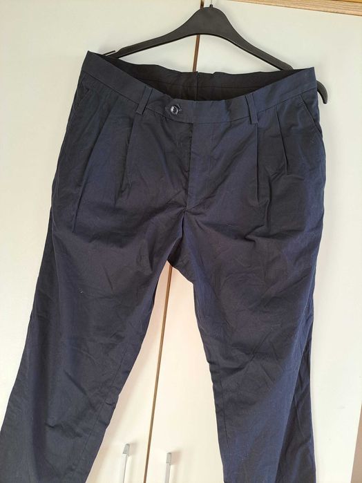 Eleganckie chinosy Massimo Dutti 44