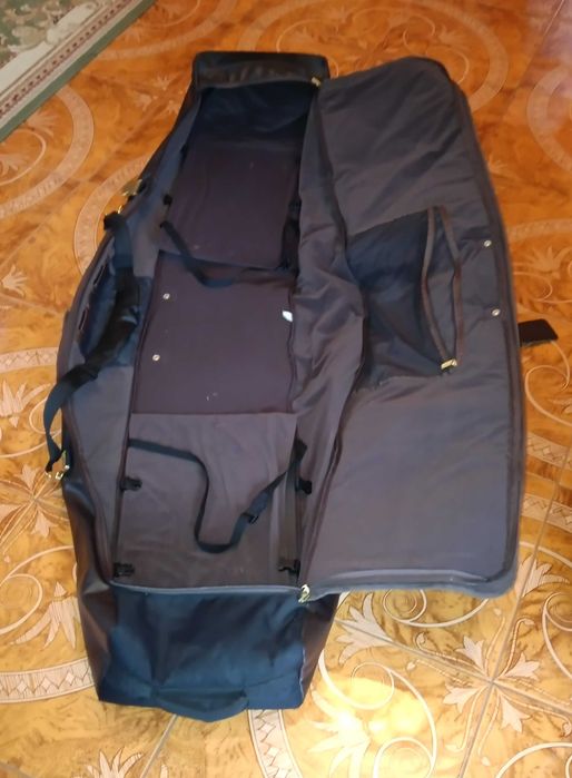 Кофр ROSSIGNOL кожаный для лыж/сноубордов на колесах