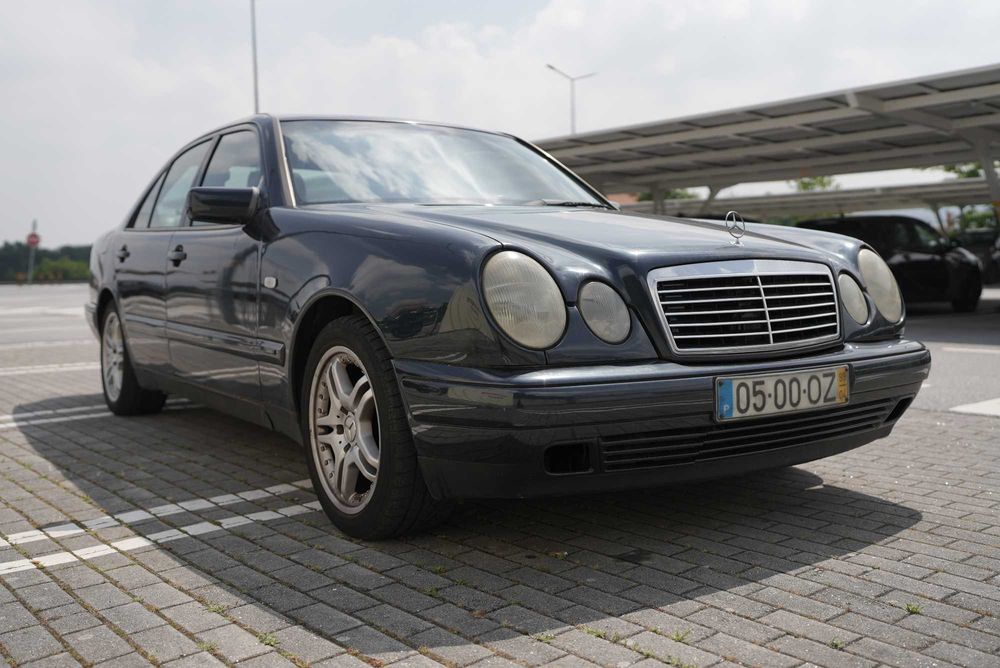 Mercedes E220 CDI Automático 1999