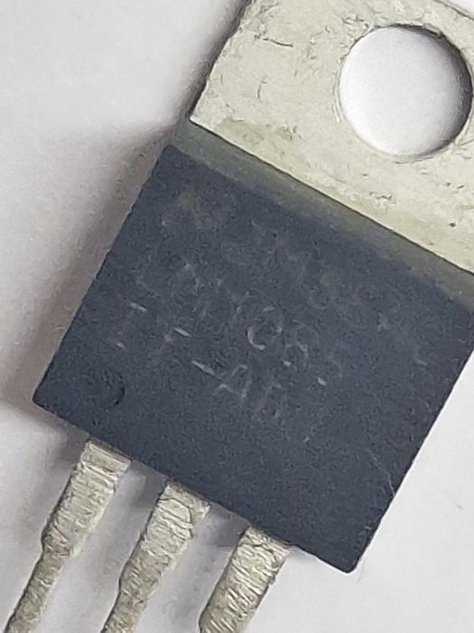 #987   Stabilizator LM1085 IT-ADJ