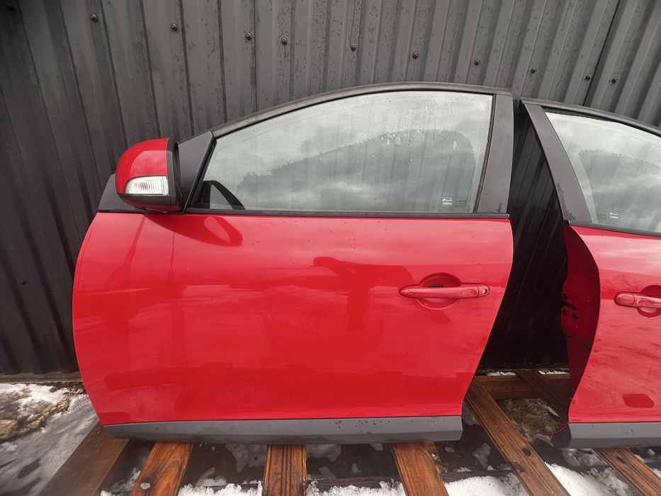 Двері передні renault megan 3 меган 3 універсал замок підйомник