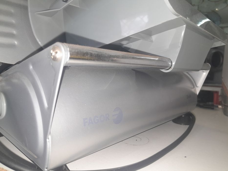 Vendo fiambreira industrial 40€