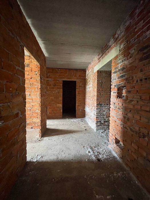 Продам квартиру в новобудові