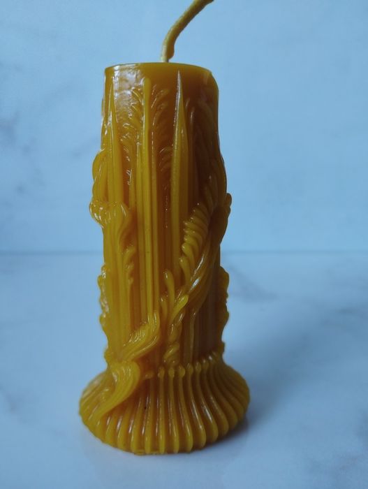 Свічки з бджолиного воску, ручної роботи