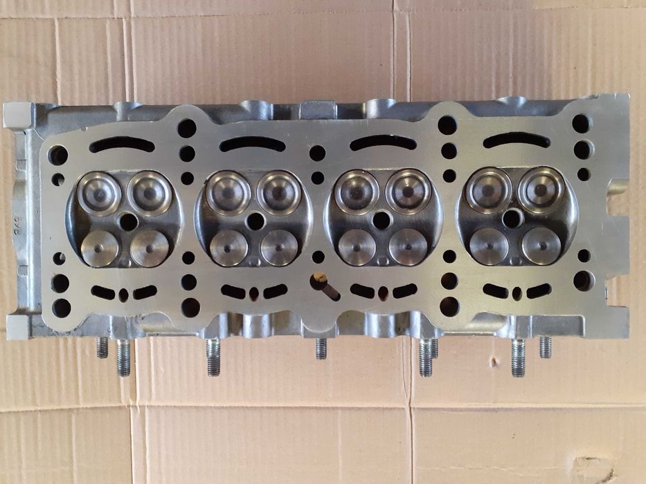 Głowica silnika Punto 1,2 16V