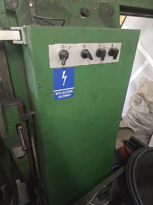 Frezarka konwencjonalna