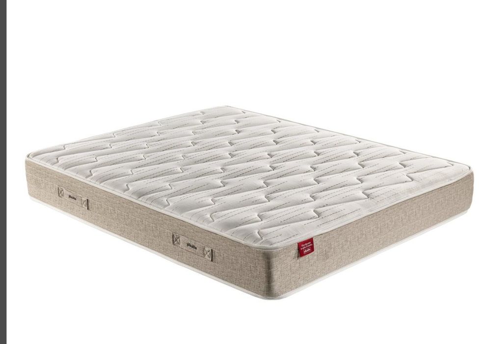 Colchão casal 140 x 190 / 140*190 novo molas