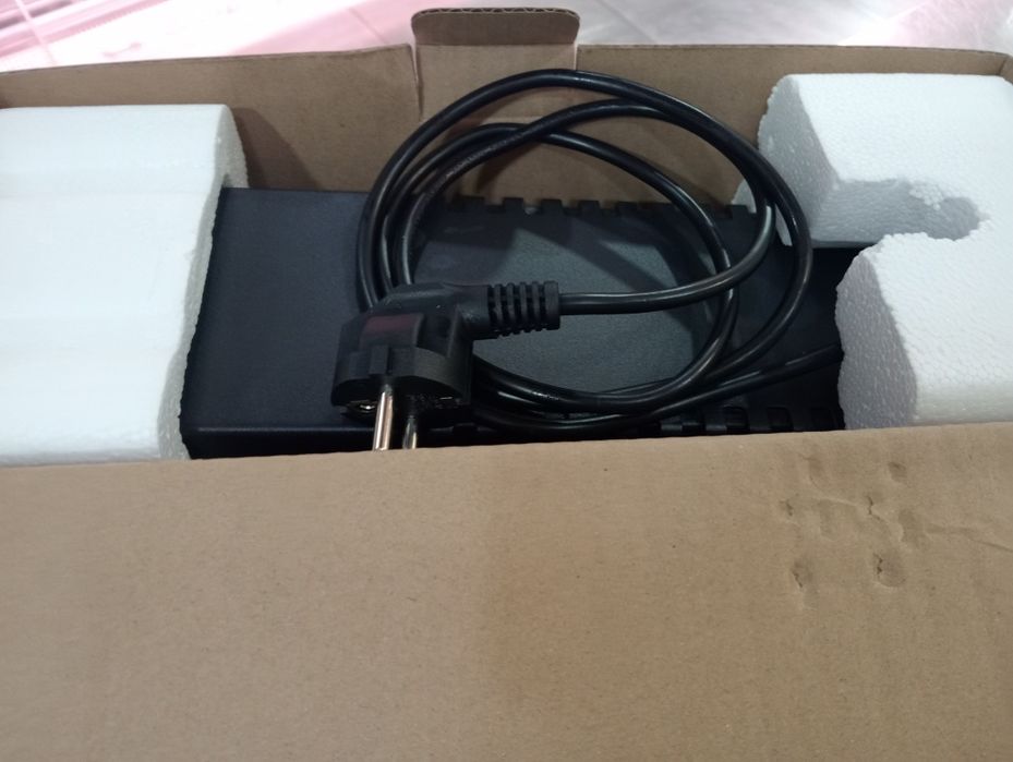 Ups nunca usada nova em caixa